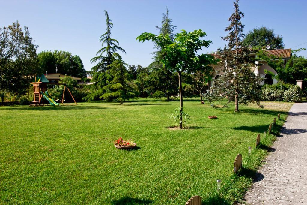 La Coralia B&B Massa  Bagian luar foto